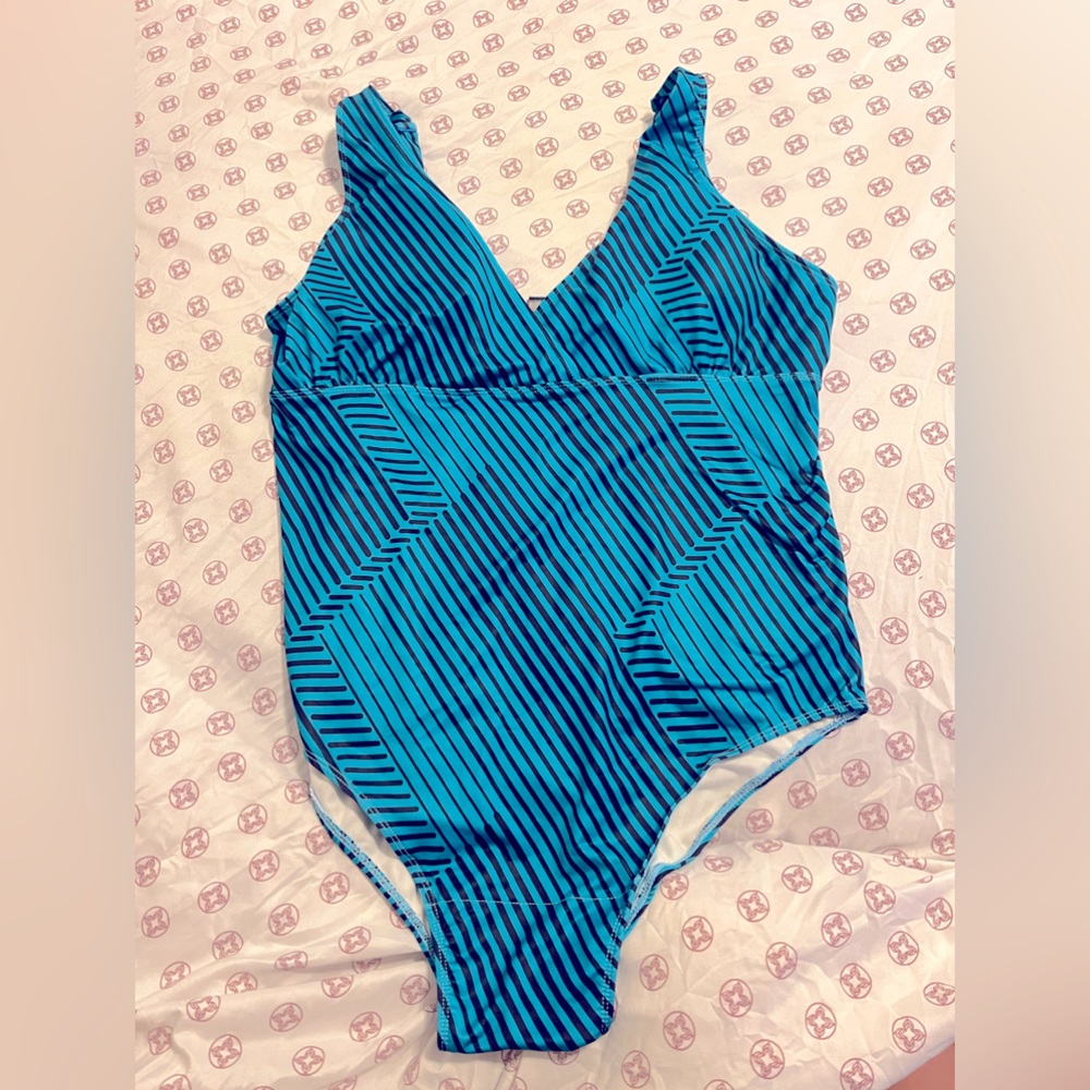 Plus size bathing suit